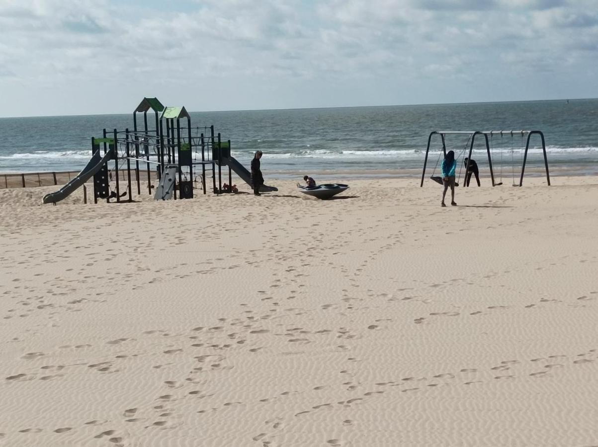 Frontaal Zeezicht In Appartement De Strandjutter Ostende Extérieur photo